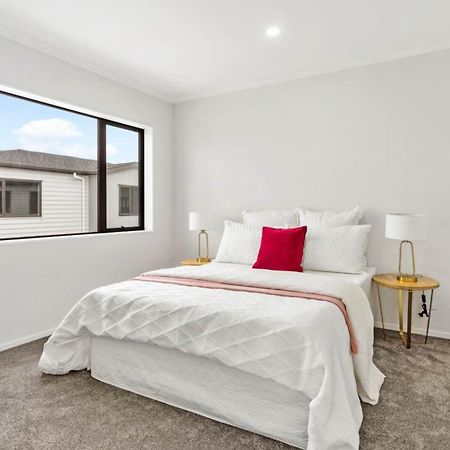 Holiday Home At Huia Road Auckland Bagian luar foto